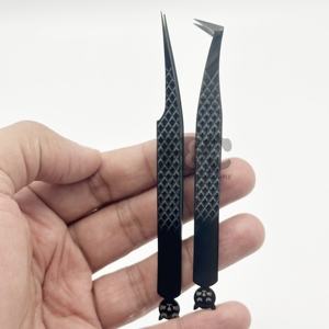 Pinzas para pestañas con diseño de gato nuevo con punta puntiaguda negra, pinzas de extensión de estilo inferior, logotipo de visón de embalaje sostenible - Product Image 3