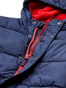 ราคาขายส่ง เสื้อแจ็คเก็ตพัฟเฟอร์บุผ้าเคลือบสำหรับผู้ชาย สไตล์ไฮสตรีท กันหนาว มีฮู้ด กันน้ำ กันลม แฟชั่น - Product Image 2