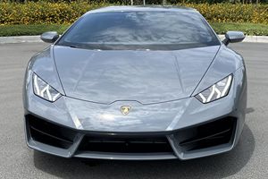 Lamborghini Huracán LP580-2 Coupé AWD 2019 Usado en Buen Estado, Sin Accidentes, Volante a la Izquierda/Derecha - Product Image 2
