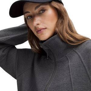 Sweat à capuche personnalisé pour femme, confortable, tendance, en molleton épais, streetwear, pull à fermeture éclair, vêtements d'hiver, logo personnalisé, facile à porter, élégant - Product Image 4