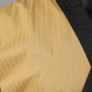 2025-26 Uniforme de karaté de qualité supérieure à prix compétitif pour adultes Uniforme d'arts martiaux Uniforme de karaté Service OEM - Product Image 3
