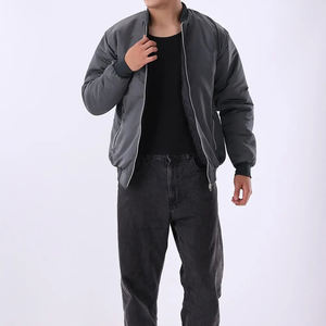 Blouson aviateur gris anthracite pour homme, finition mate minimaliste, fermeture éclair intégrale, léger, décontracté, vêtement d'extérieur tendance, style urbain - Product Image 5