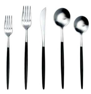 Vente en gros 2024 dernier ensemble de couverts design vintage plaqué or hôtels durables couverts de noël pour mariages événements métal - Product Image 2