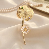 Bros Pin Desain Daun Mewah Emas Perak 925 Buatan Tangan dengan Batu Amethyst Daur Ulang, Hadiah untuk Wanita
