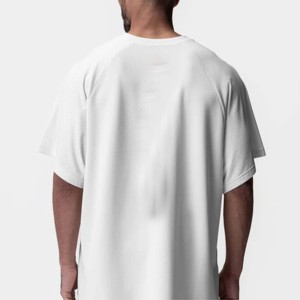 T-shirt à manches raglan durable pour hommes avec un design moderne pour une utilisation active et décontractée g - Product Image 5