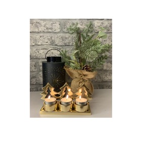 Bougeoirs de Noël classiques en métal avec motifs de bonhomme de neige et d'arbre pour les accents décoratifs saisonniers de la salle familiale - Product Image 2