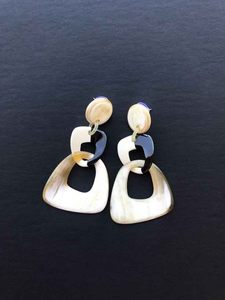 Hermosos pendientes de cuerno natural para mujer, anillos de oreja de moda de cuerno de Búfalo, joyería de moda hecha en la India por glowin fashion - Product Image 3