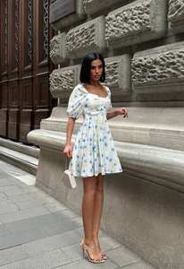 Vestido Midi de verano floral elegante con correas de lazo en los hombros Tela suave y ligera para uso diario o en la playa - Product Image 4