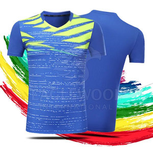 Uniforme de Tenis de Dos Piezas de Manga Corta Transpirable y Moderno, Diseño Personalizado, Más Vendido - Product Image 2