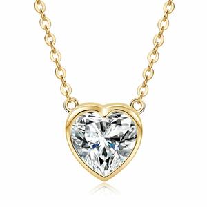 Collier de fiançailles et de mariage tendance en argent sterling 925 avec pendentif solitaire en moissanite taille cœur serti en bélière de 1 carat, bijoux en perles noires - Product Image 1