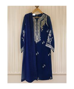 2023 costume en soie Georgette noir et rouge robe de mariée pakistanaise/indienne de haute qualité avec travail manuel et broderie vente chaude - Product Image 5