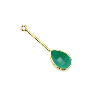Colgante de pera de ónix verde facetado de 10mm Unisex, joyería fina, Conector de bisel de lujo disponible, Plata de Ley chapada en oro Vermeil - Product Image 1