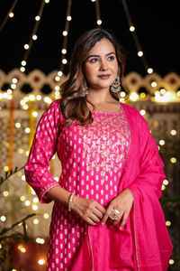 Traje Étnico Tradicional de Moda para Mujer, Conjunto de 3 Piezas de Diseñador, Fabricante Mayorista al Mejor Precio Más Bajo - Product Image 5