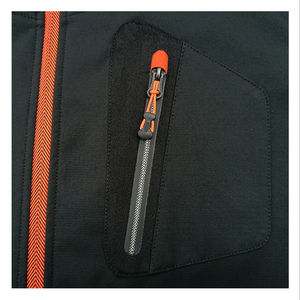 Veste Softshell Personnalisée pour Hommes Haute Qualité Respirante Imperméable Séchage Rapide Grande Taille Décontractée Extérieur Chaude Coupe-Vent Vente en Gros - Product Image 4