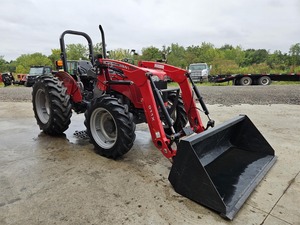 Tracteur Massey Ferguson 2019 H modèle très 2605H avec composants de base de pompe et de boîte de vitesses 2605 - Product Image 3