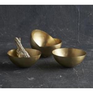 Beau bol de service en laiton gravé à la main pour un décor élégant et des besoins de service dans les intérieurs modernes et anciens - Product Image 5