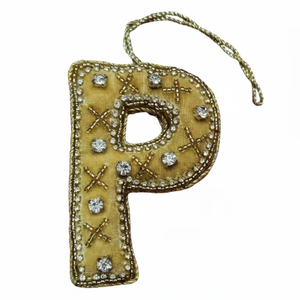 Décoration de Noël de haute qualité, monogramme, ornement personnalisé, velours perlé, satin brodé, papillon suspendu - Product Image 1