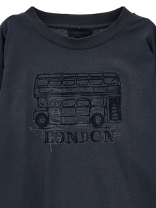 เสื้อยืดแขนสองชั้นสำหรับผู้ชายแบบพรีเมี่ยมนำเสนอเครื่องแต่งกายแฟชั่นสองชั้นที่มีสไตล์ใส่สบายและมีตัวเลือกตามสั่ง - Product Image 4