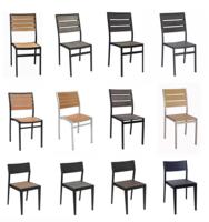 Ensemble de salle à manger de style bistrot commercial, tables et chaises en teck, chaises empilables en aluminium et plastique résistantes aux intempéries pour usage en restaurant