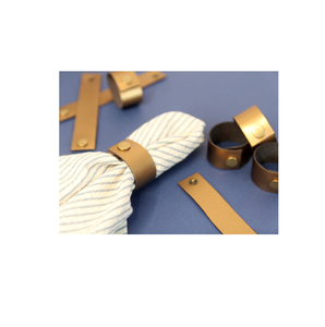 Exquisito anillo de servilleta marrón de cuero hecho a mano hebilla de Mantel tejido para decoraciones de mesa manteles individuales a la venta - Product Image 6