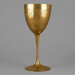 Verre à vin rituel TempleGold Calice à vin en métal orné Gobelet traditionnel de finition antique pour rituels religieux et autels d'église - Product Image 5