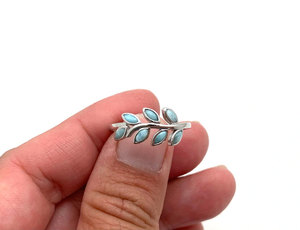 Anillo HARI OM CREATIONS con Larimar Natural de 3x5 mm en Forma de Marquesa, Engaste de Plata de Ley 925, Certificado IGI, Modelo para Toda Ocasión - Product Image 4