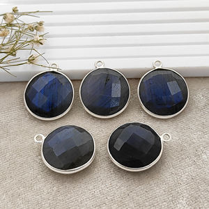 จี้ลาบราโดไรต์สีน้ำเงิน - จี้พลอยทรงกลมเจียระไน - จี้เงินแท้ 925 - Product Image 2