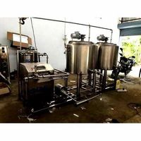 Usine de production de boissons automatique dotée de machines clés pour l'extraction de bière, d'eau minérale, de vin, de jus, les systèmes d'étiquetage et de remplissage