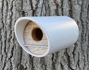 บ้านนกโลหะราคาไม่แพงพร้อมรูที่ทันสมัยสำหรับสวน - Product Image 1