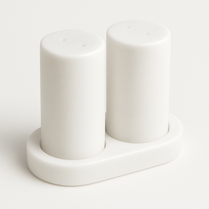 Juego de salero y pimentero de mármol blanco con elegante soporte ovalado negro, diseño cilíndrico minimalista moderno, accesorio de lujo para comedor. - Product Image 4