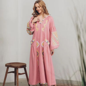 Nouveautés personnalisé femmes été décontracté smocké taille couches ourlet floral brodé lin genou longueur manches régulières vacances - Product Image 1