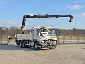 Camion Pesante Vol-vo FMX 460 8x4 Bianco con Gru HIAB-X HI PRO 302 EP-5 - Product Image 2