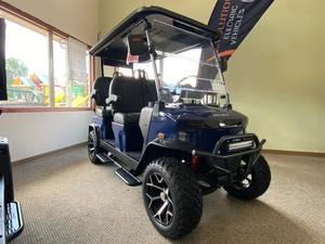 Voiturette de golf 60V 4 places Batterie au lithium 100Ah 4x4 Pneus tout terrain Voiturettes de golf pour centres de villégiature - Product Image 4