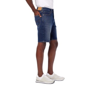Pantalones cortos de mezclilla de cintura alta para hombres, pantalones cortos personalizados resistentes al desgaste de verano ecológicos, venta al por mayor, precio de fábrica, estilo de calle principal - Product Image 3