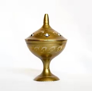 Quemador de Incienso de Latón con Mango de Madera, Cúpula Tallada, Porta Carbón para el Hogar - Product Image 2