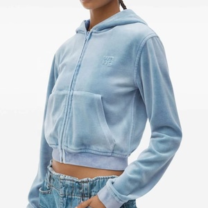 เสื้อฮู้ดดี้ผู้ชายทรงบ็อกซี่แบบย้อมสีเอซิด แต่งสีบล็อกตัดกัน พร้อมลายปัก - Product Image 3