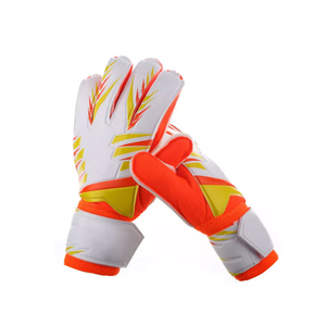 2024 Guantes de portero de fútbol Nuevo diseño Guantes de portero de fútbol profesional Látex Cómodo Servicio OEM de alta calidad - Product Image 1
