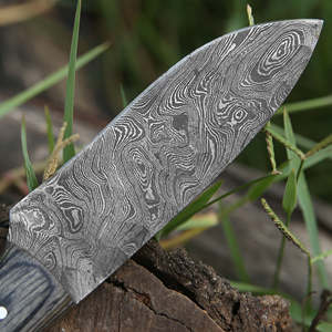 Couteau de poche à lame pleine personnalisé en gros |   Lame en acier Damas durable avec étui en cuir et manche en bois - Product Image 4