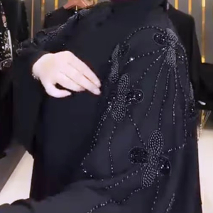 Elegante ropa musulmana tradicional para mujeres hermoso trabajo hecho a mano Abaya estilo accesorio incluido inspirado Dubai modesto Islámico - Product Image 1