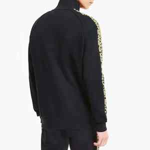 Ensemble de survêtement classique pour homme 2025 en gros, 100 % polyester, séchage rapide, léger, respirant, coupe ajustée, couleurs personnalisées - Product Image 4