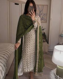 TOP DE TRABAJO Y PENT BORDADOS SECUENCIA FANTY CON DUPATTA - Product Image 3