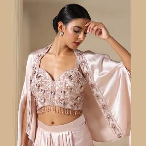 Vestido de noche Peach Fusion con elegante tejido importado de primera calidad para ocasiones especiales de la India al por mayor - Product Image 4