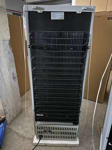 Congélateur vertical commercial 220V 198L à 10 couches intégré avec fabricant de blocs de glace solaire 70KG/jour - Product Image 5