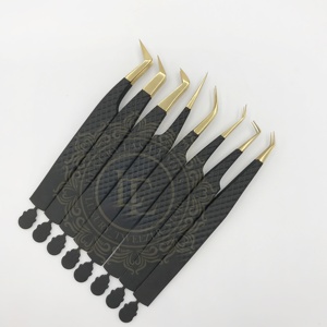 แหนบต่อขนตาปลอมเคลือบผงสีดำด้านสีทองและลายเพชรที่ยั่งยืนปรับแต่งฉลากได้ตามต้องการ - Product Image 5