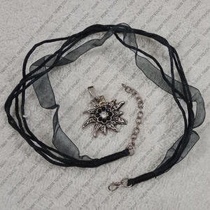 Collier Edelweiss Oktoberfest Collier bavarois Dirndle Costume bavarois Strass Edelweiss Collier Dirndl HooksTT-703 - Product Image 3