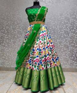 Lehenga Choli con Estampado de Diseñador con Dupatta, Ropa para Mujeres y Niñas, Ropa de Fiesta, Precio al por Mayor, Prenda Étnica de la India - Product Image 6