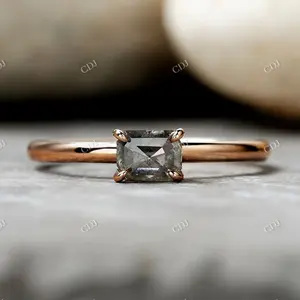 Bague diamant personnalisée Vintage Rose émeraude Solitaire, anneaux en diamant naturel sel et poivre avec un élégant réglage de griffe fuselée