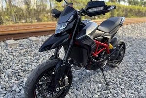 พร้อมขาย! โปรโมชั่นรถมอเตอร์ไซค์ Ducati Sportbike HYPERMOTARD 821 รุ่นปี 2026 - Product Image 6