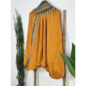 Pantalon Harem en Soie Recyclée Style Afghane Coupe Décontractée Yoga Indien Fait Main Genie Drop Unisexe Bohème Hippie Pyjama de Nuit Robe Décontractée - Product Image 3