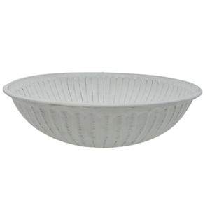 Bol à salade de service rond en métal, bol de service blanc pour la décoration de cuisine et de table faite à la main - Product Image 1